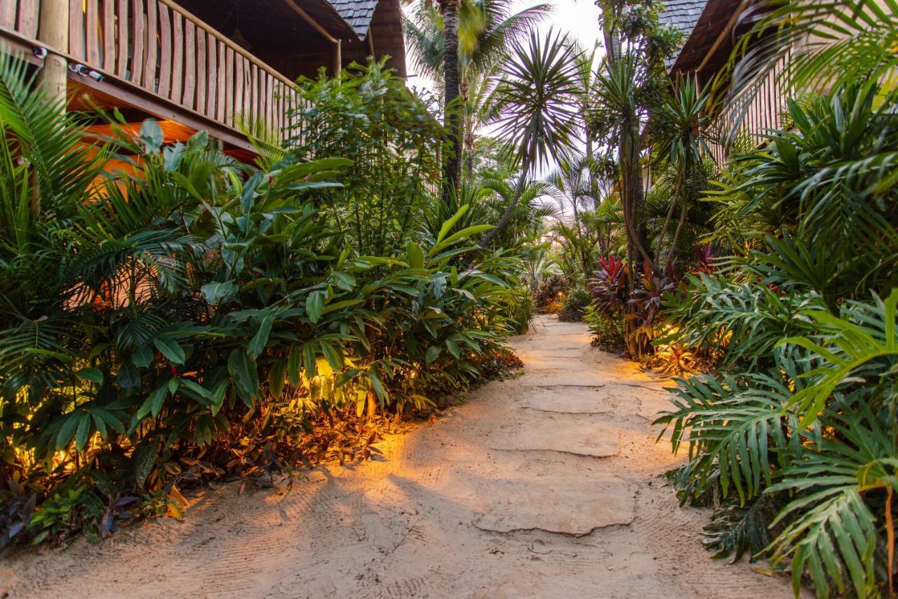 Cafe Jeri Hotel 지조카 데 제리콰콰라 외부 사진 The path to the beach